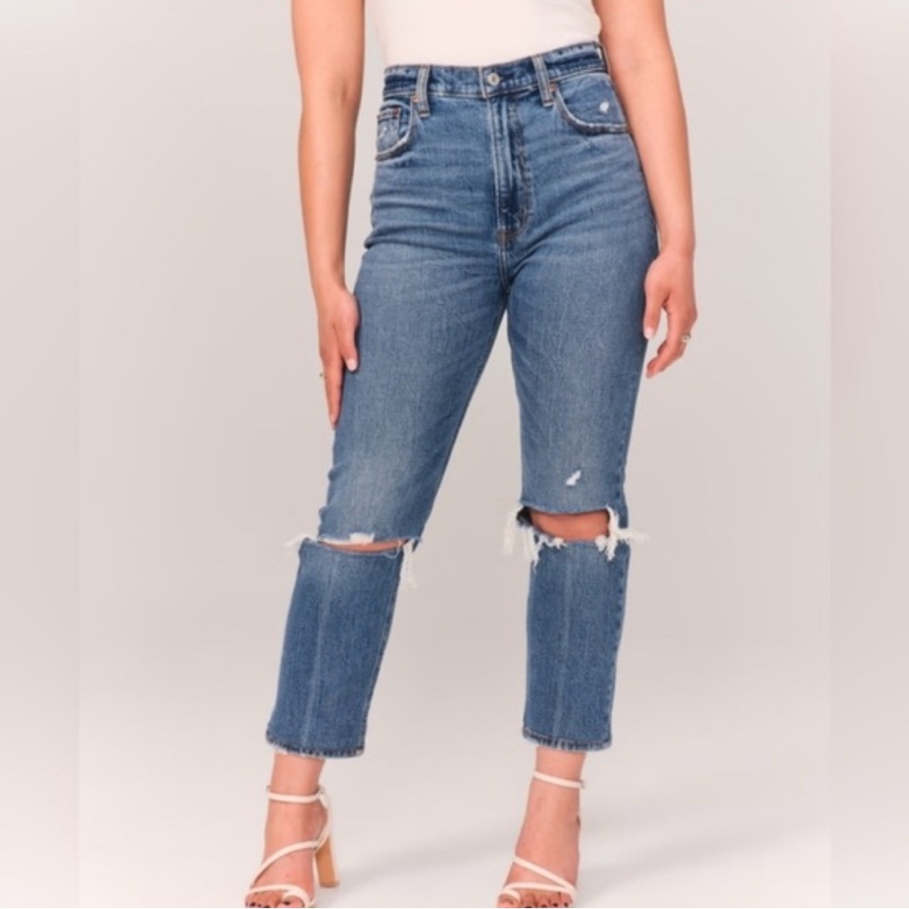 Abercrombie & Fitch Blue Cropped Ankle Jeans